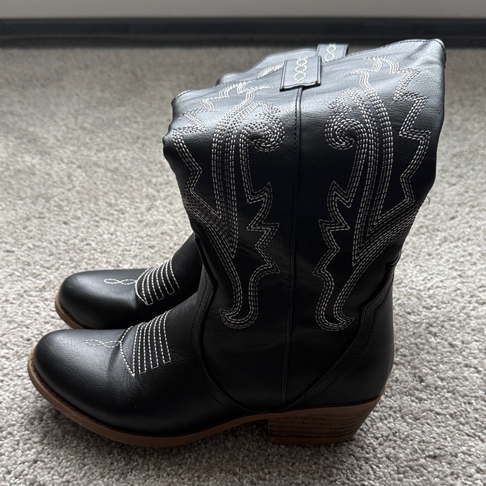 Girl's Black Western-Stitch Ankle Boots